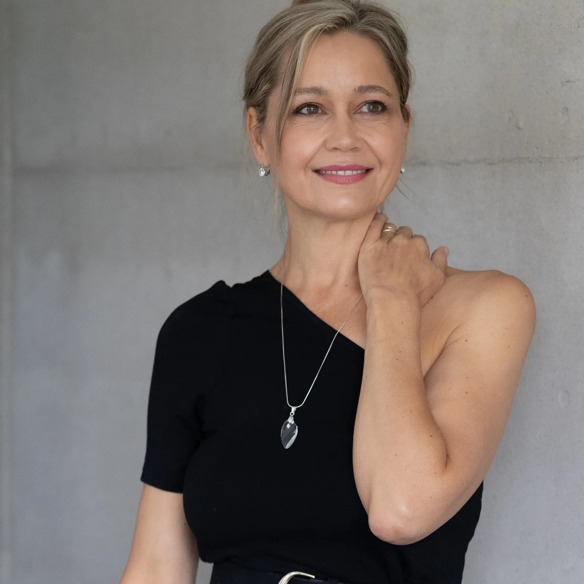 Harmonywear® Faceted Suncatcher Crystal - Glass